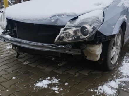 Серый Опель Вектра, объемом двигателя 2.2 л и пробегом 420 тыс. км за 3100 $, фото 1 на Automoto.ua