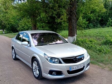 Опель Вектра 2008 в Новоукраинке на Automoto.ua Серый Опель Вектра, объемом двигателя 2.2 л и пробегом 250 тыс. км за 7299 $, фото 1 на Automoto.ua