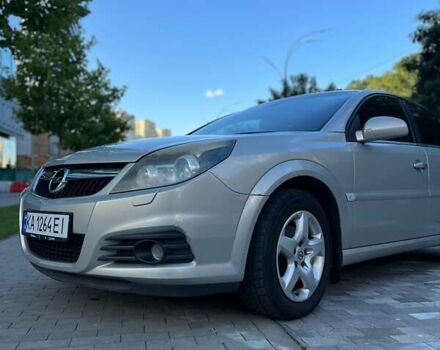 Сірий Опель Вектра, об'ємом двигуна 2.2 л та пробігом 221 тис. км за 3900 $, фото 1 на Automoto.ua