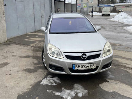 Серый Опель Вектра, объемом двигателя 1.9 л и пробегом 340 тыс. км за 4500 $, фото 1 на Automoto.ua