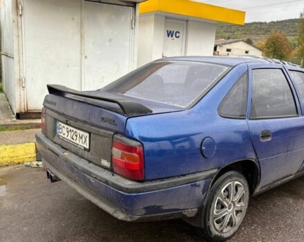 Синій Опель Вектра, об'ємом двигуна 2 л та пробігом 417 тис. км за 1250 $, фото 6 на Automoto.ua