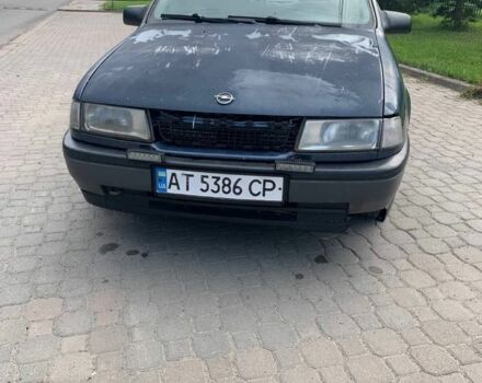Синий Опель Вектра, объемом двигателя 2 л и пробегом 315 тыс. км за 800 $, фото 2 на Automoto.ua