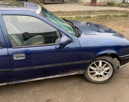 Синій Опель Вектра, об'ємом двигуна 2 л та пробігом 270 тис. км за 900 $, фото 4 на Automoto.ua