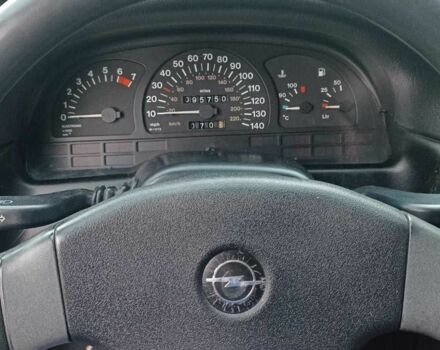Синій Опель Вектра, об'ємом двигуна 2 л та пробігом 360 тис. км за 1900 $, фото 5 на Automoto.ua