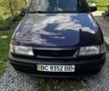 Синій Опель Вектра, об'ємом двигуна 1.8 л та пробігом 310 тис. км за 1650 $, фото 3 на Automoto.ua