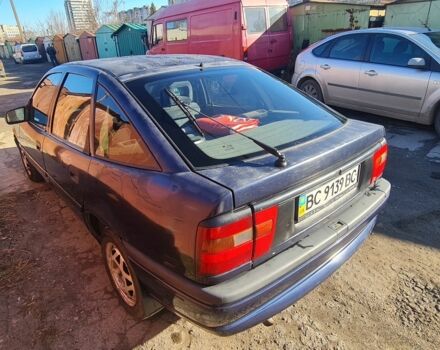 Синій Опель Вектра, об'ємом двигуна 1.6 л та пробігом 304 тис. км за 1500 $, фото 3 на Automoto.ua