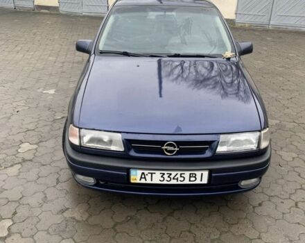 Синий Опель Вектра, объемом двигателя 2 л и пробегом 336 тыс. км за 1100 $, фото 2 на Automoto.ua