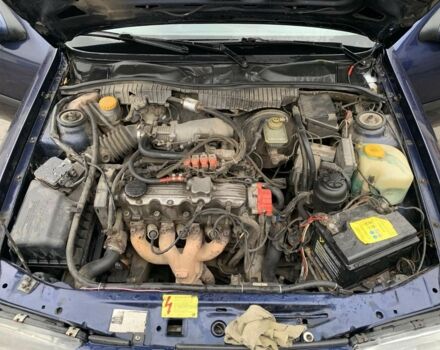 Синий Опель Вектра, объемом двигателя 2 л и пробегом 336 тыс. км за 1100 $, фото 4 на Automoto.ua