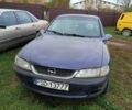 Синий Опель Вектра, объемом двигателя 1.8 л и пробегом 285 тыс. км за 775 $, фото 4 на Automoto.ua