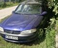 Синий Опель Вектра, объемом двигателя 1.8 л и пробегом 250 тыс. км за 899 $, фото 3 на Automoto.ua