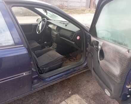 Синій Опель Вектра, об'ємом двигуна 0 л та пробігом 286 тис. км за 589 $, фото 5 на Automoto.ua