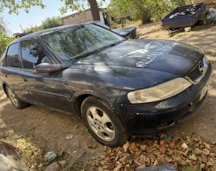 Синий Опель Вектра, объемом двигателя 2 л и пробегом 30 тыс. км за 656 $, фото 2 на Automoto.ua
