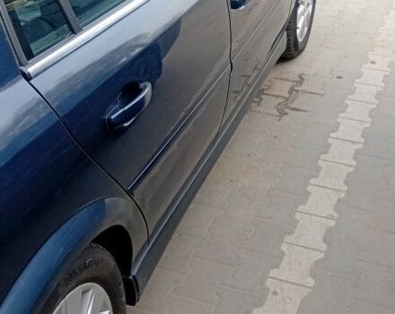 Синий Опель Вектра, объемом двигателя 2.2 л и пробегом 350 тыс. км за 3800 $, фото 3 на Automoto.ua