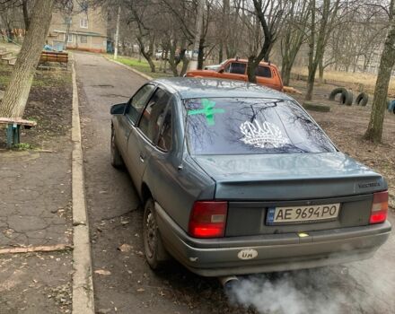 Синій Опель Вектра, об'ємом двигуна 2 л та пробігом 350 тис. км за 1306 $, фото 2 на Automoto.ua