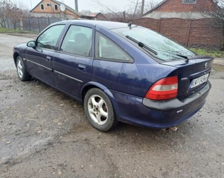 Синий Опель Вектра, объемом двигателя 2 л и пробегом 350 тыс. км за 750 $, фото 9 на Automoto.ua