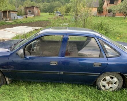 Синий Опель Вектра, объемом двигателя 1.6 л и пробегом 435 тыс. км за 1500 $, фото 4 на Automoto.ua