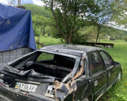 Синий Опель Вектра, объемом двигателя 1.6 л и пробегом 435 тыс. км за 1500 $, фото 8 на Automoto.ua