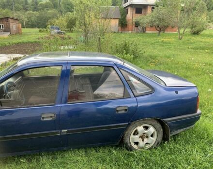 Синий Опель Вектра, объемом двигателя 1.6 л и пробегом 435 тыс. км за 1500 $, фото 6 на Automoto.ua