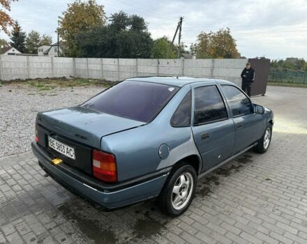 Синий Опель Вектра, объемом двигателя 0 л и пробегом 330 тыс. км за 600 $, фото 2 на Automoto.ua