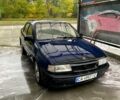 Синій Опель Вектра, об'ємом двигуна 1.6 л та пробігом 340 тис. км за 990 $, фото 1 на Automoto.ua