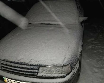 Синій Опель Вектра, об'ємом двигуна 2 л та пробігом 300 тис. км за 400 $, фото 3 на Automoto.ua