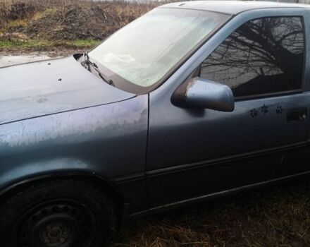 Синій Опель Вектра, об'ємом двигуна 1.6 л та пробігом 400 тис. км за 992 $, фото 4 на Automoto.ua