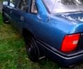 Синий Опель Вектра, объемом двигателя 1.6 л и пробегом 250 тыс. км за 1670 $, фото 3 на Automoto.ua