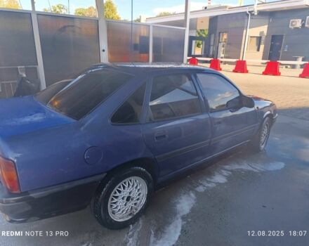 Синий Опель Вектра, объемом двигателя 1.6 л и пробегом 140 тыс. км за 1356 $, фото 1 на Automoto.ua