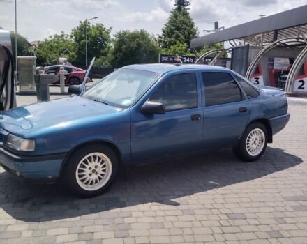 Синій Опель Вектра, об'ємом двигуна 2 л та пробігом 250 тис. км за 1050 $, фото 2 на Automoto.ua