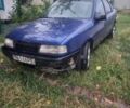 Синий Опель Вектра, объемом двигателя 2 л и пробегом 450 тыс. км за 583 $, фото 1 на Automoto.ua
