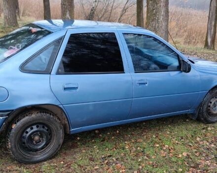Синий Опель Вектра, объемом двигателя 2 л и пробегом 20 тыс. км за 1100 $, фото 2 на Automoto.ua