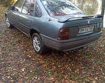 Синий Опель Вектра, объемом двигателя 1.6 л и пробегом 358 тыс. км за 800 $, фото 1 на Automoto.ua