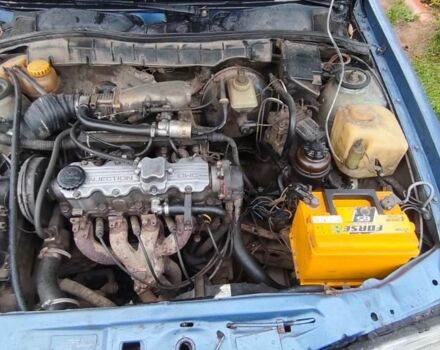 Синий Опель Вектра, объемом двигателя 2 л и пробегом 20 тыс. км за 1100 $, фото 12 на Automoto.ua