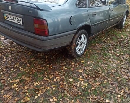 Синий Опель Вектра, объемом двигателя 1.6 л и пробегом 358 тыс. км за 800 $, фото 6 на Automoto.ua