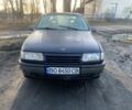 Синий Опель Вектра, объемом двигателя 1.6 л и пробегом 250 тыс. км за 400 $, фото 1 на Automoto.ua