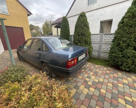 Синій Опель Вектра, об'ємом двигуна 1.8 л та пробігом 425 тис. км за 1000 $, фото 2 на Automoto.ua