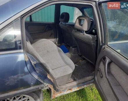 Синій Опель Вектра, об'ємом двигуна 2.2 л та пробігом 225 тис. км за 701 $, фото 6 на Automoto.ua