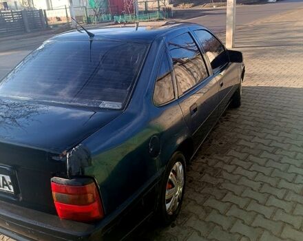Синій Опель Вектра, об'ємом двигуна 16 л та пробігом 0 тис. км за 1200 $, фото 1 на Automoto.ua