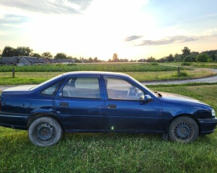 Синий Опель Вектра, объемом двигателя 0 л и пробегом 309 тыс. км за 700 $, фото 2 на Automoto.ua
