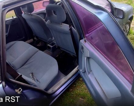 Синій Опель Вектра, об'ємом двигуна 1.8 л та пробігом 198 тис. км за 1299 $, фото 1 на Automoto.ua