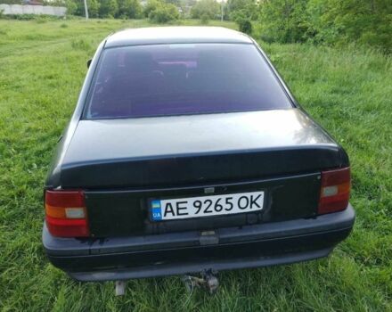 Синий Опель Вектра, объемом двигателя 2 л и пробегом 312 тыс. км за 899 $, фото 3 на Automoto.ua