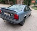 Синий Опель Вектра, объемом двигателя 2 л и пробегом 350 тыс. км за 1000 $, фото 2 на Automoto.ua