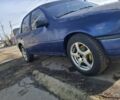 Синий Опель Вектра, объемом двигателя 1 л и пробегом 280 тыс. км за 900 $, фото 1 на Automoto.ua
