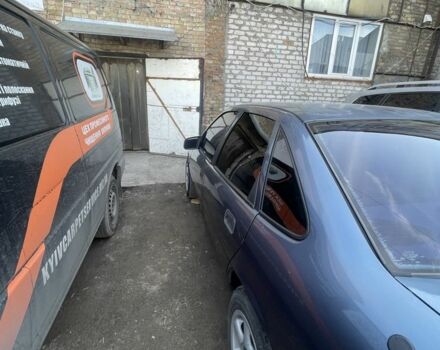 Синій Опель Вектра, об'ємом двигуна 2 л та пробігом 380 тис. км за 1750 $, фото 3 на Automoto.ua