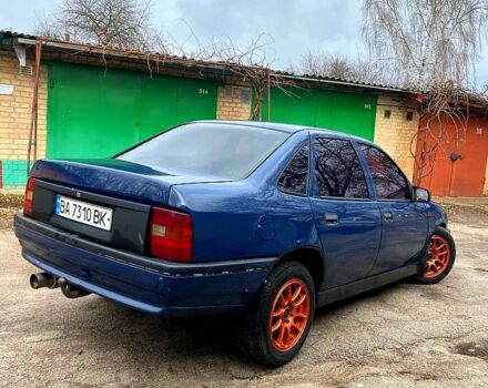 Синий Опель Вектра, объемом двигателя 2 л и пробегом 0 тыс. км за 1800 $, фото 4 на Automoto.ua