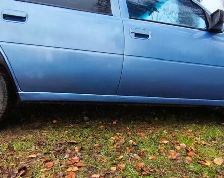 Синий Опель Вектра, объемом двигателя 2 л и пробегом 20 тыс. км за 1100 $, фото 5 на Automoto.ua