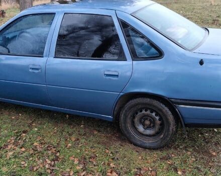 Синий Опель Вектра, объемом двигателя 2 л и пробегом 20 тыс. км за 1100 $, фото 3 на Automoto.ua