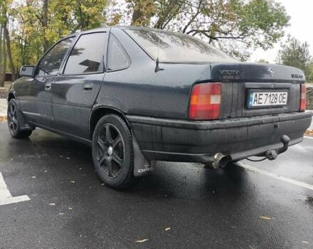 Синий Опель Вектра, объемом двигателя 2 л и пробегом 343 тыс. км за 2400 $, фото 1 на Automoto.ua