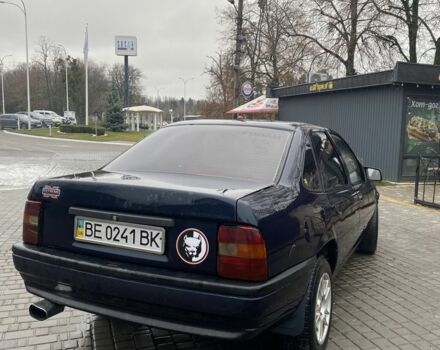 Синий Опель Вектра, объемом двигателя 1.6 л и пробегом 220 тыс. км за 900 $, фото 3 на Automoto.ua