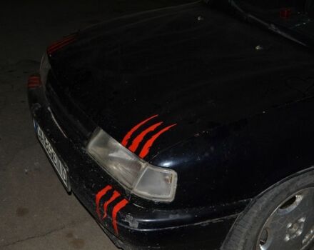 Синий Опель Вектра, объемом двигателя 2 л и пробегом 360 тыс. км за 1400 $, фото 1 на Automoto.ua